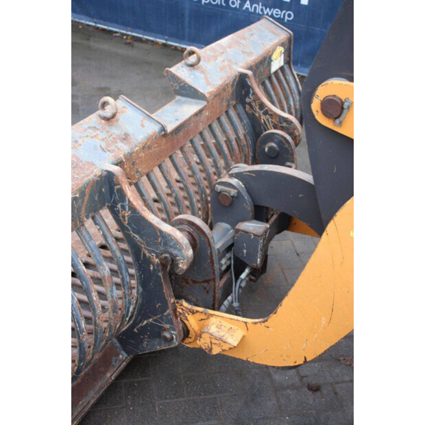 2018 CASE 21F-44470592