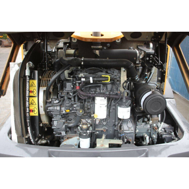 2018 CASE 21F-44470599