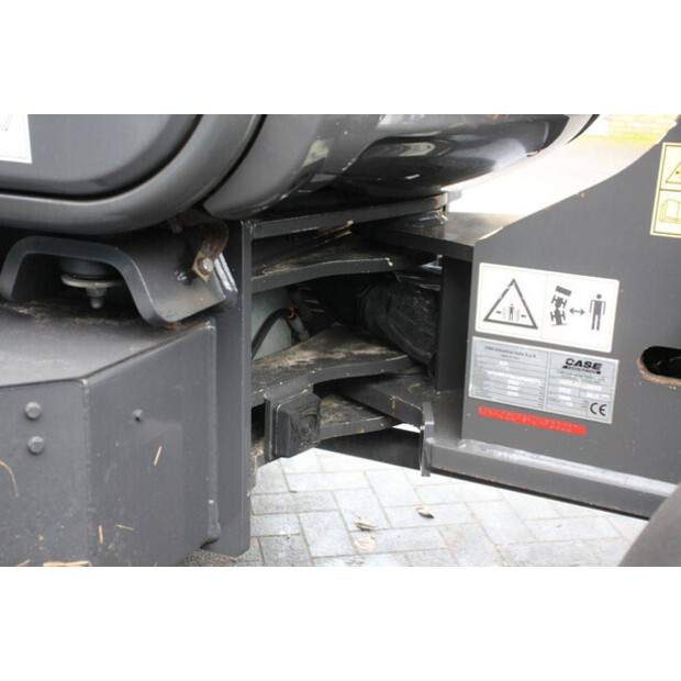 2018 CASE 21F-44470602