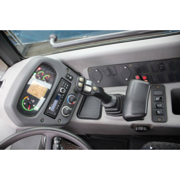 2018 CASE 21F-44470607