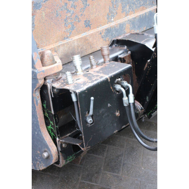 2005 JOHN DEERE 3800-44470628