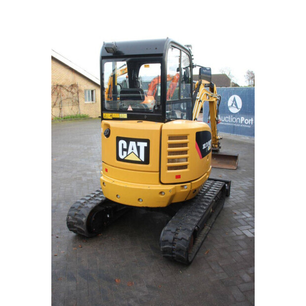2020 Caterpillar 302.7DCR-44470659