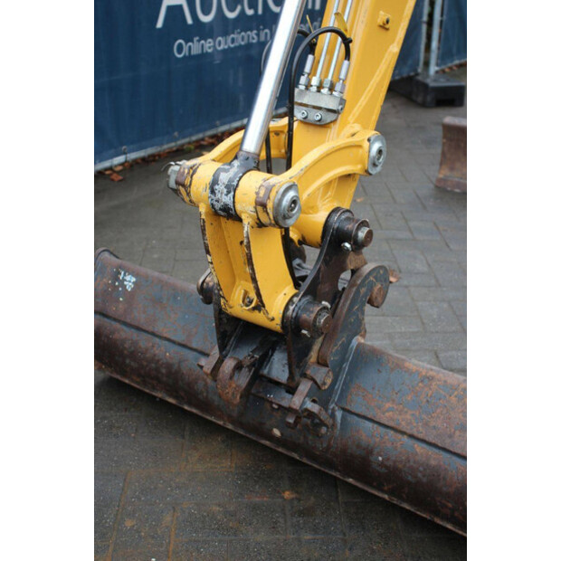 2020 Caterpillar 302.7DCR-44470673