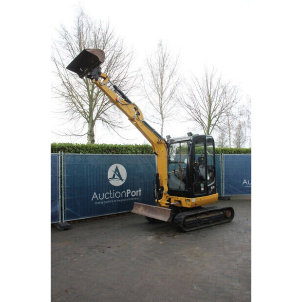 2020 Caterpillar 302.7DCR-44470693