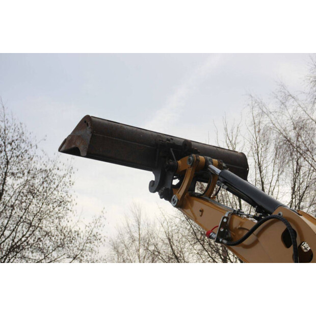 2020 Caterpillar 302.7DCR-44470696