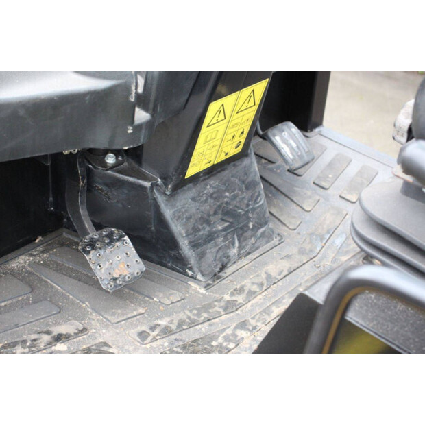 2022 جهل AL550-44470723