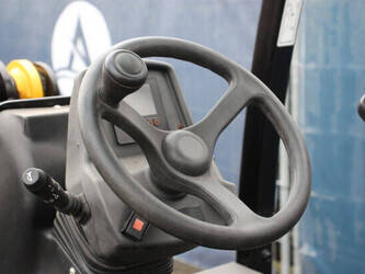 2022-gehl-al550-44470724