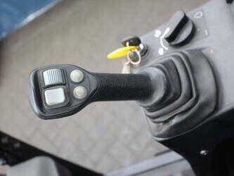 2022-gehl-al550-44470726