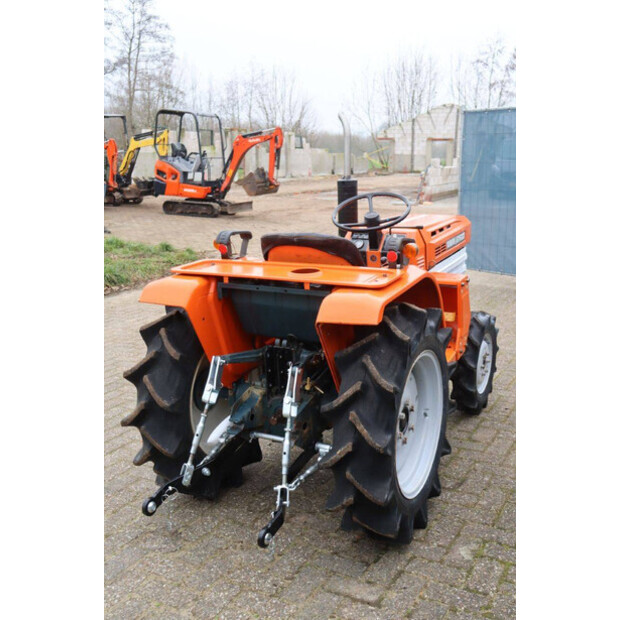 KUBOTA B1600DT-44470806