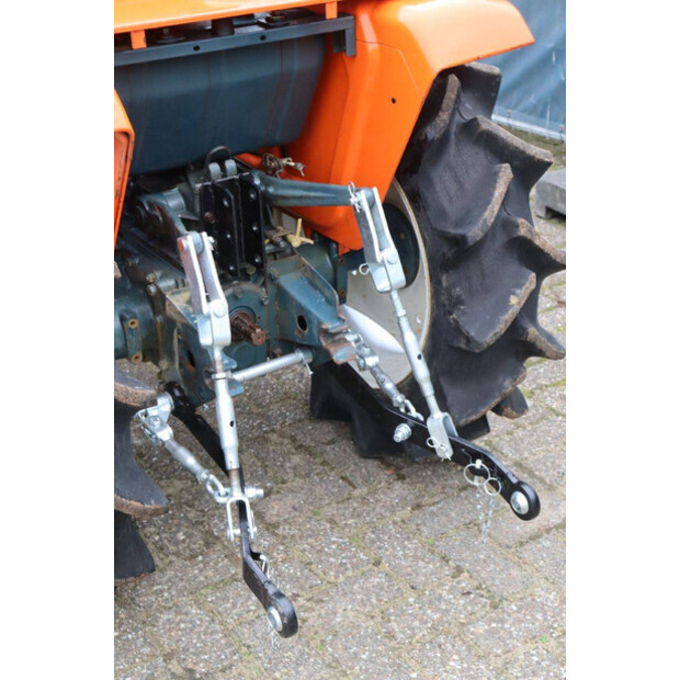 KUBOTA B1600DT-44470819