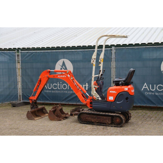 2010 KUBOTA K008-3-44470842