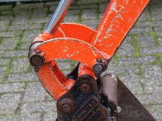 2010-kubota-k008-3-1396359-44470851