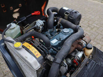 2010-kubota-k008-3-1396359-44470862