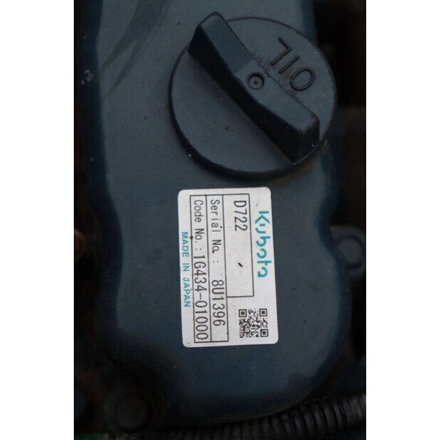 2010 KUBOTA K008-3-44470863