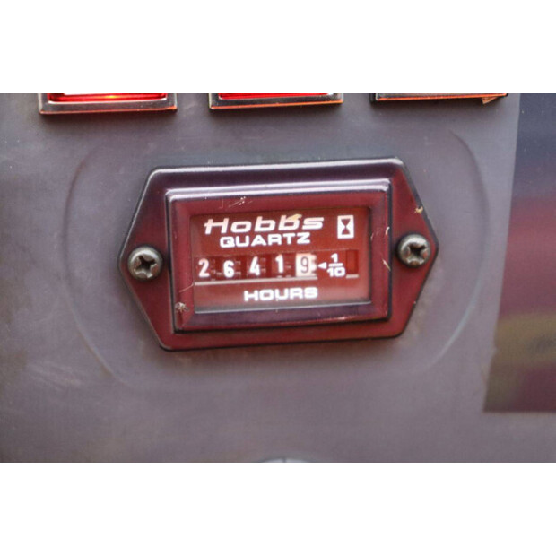 2010 KUBOTA K008-3-44470873