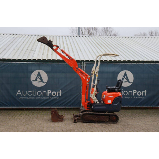 2010 KUBOTA K008-3-44470874