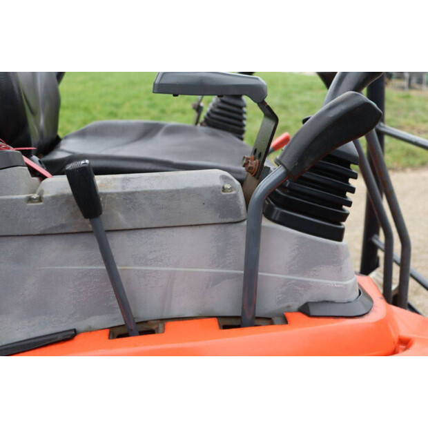 2016 كوبوتا U17-3α-44470919