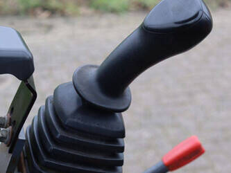 2016-kubota-u17-3-1396362-44470921