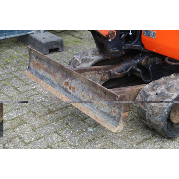 2016 كوبوتا KX015-4-44470950