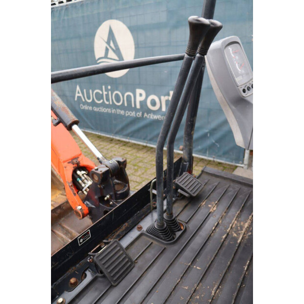 2016 كوبوتا KX015-4-44470960