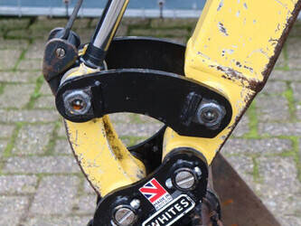 2016-yanmar-sv16-1396367-44470995