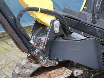 2016-yanmar-sv16-1396367-44470997