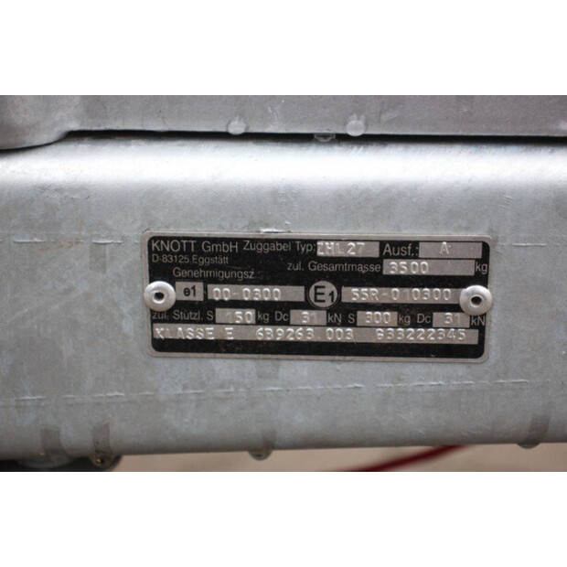 2025 إدوارد P4-44471048