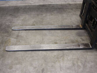 2000-nissan-30-1396942-44471061