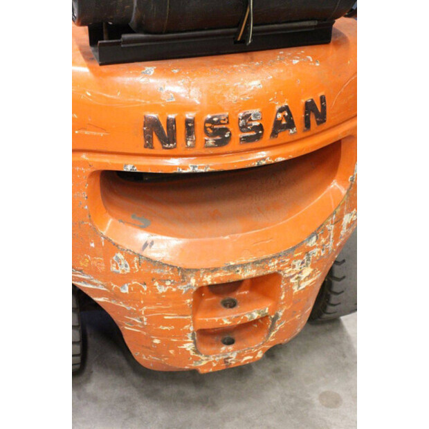 2000 NISSAN 30-44471069