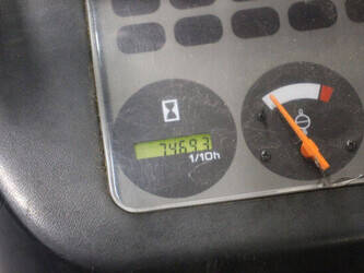 2000-nissan-30-1396942-44471072