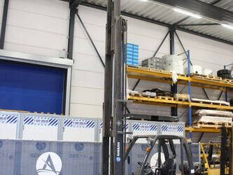 2000-nissan-30-1396942-44471079