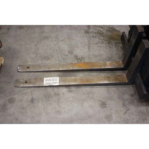 كوماتسو FB13M-2-44471171