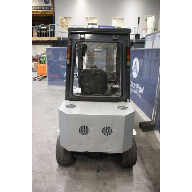 2005 NISSAN O1A15-44471227