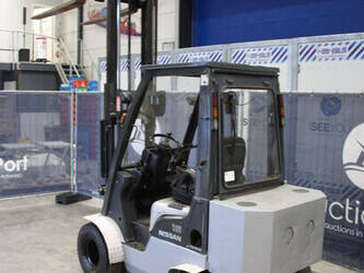 2005-nissan-o1a15-1396948-44471254