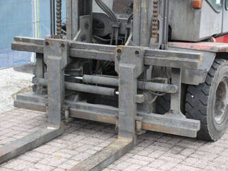 2010-kalmar-dce-80-9-1396950-44471265