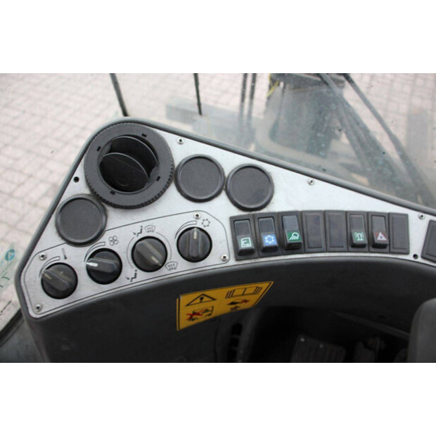 2010 KALMAR DCE 80-9-44471282