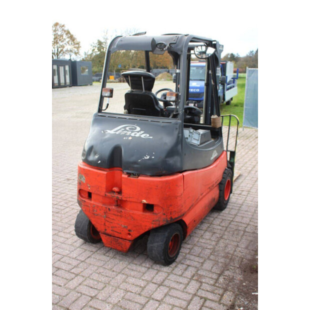 2005 Linde E30/03/600-44471292