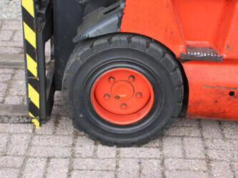 2005-linde-e30-03-600-1396951-44471301