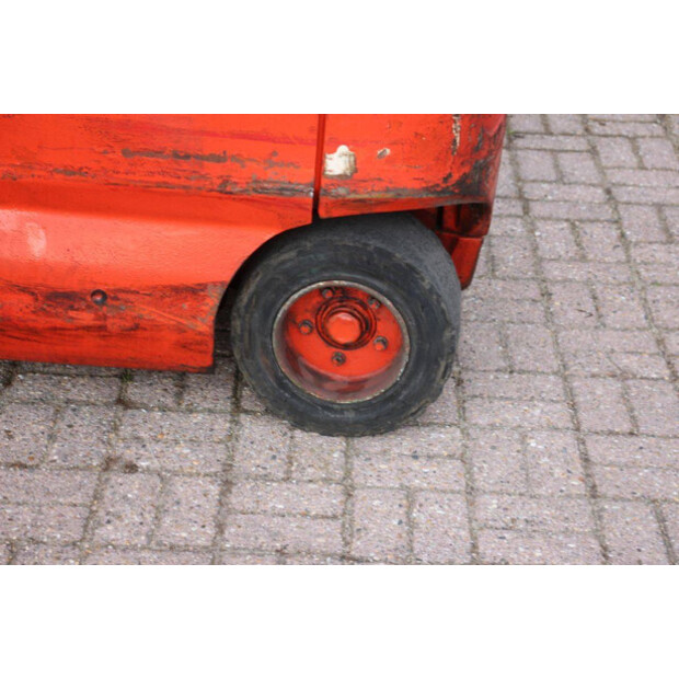 2005 Linde E30/03/600-44471302