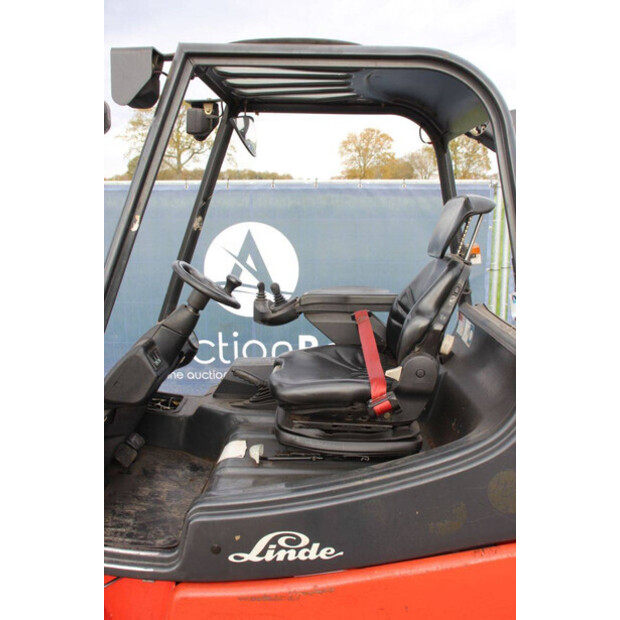 2005 Linde E30/03/600-44471311