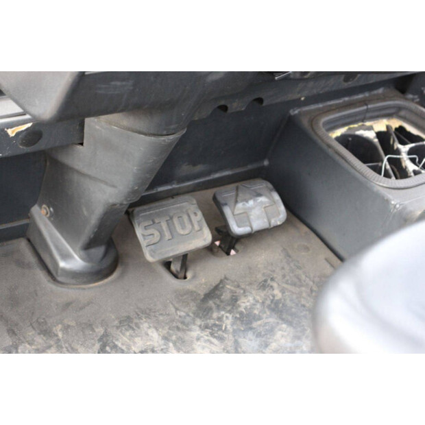 2005 Linde E30/03/600-44471313