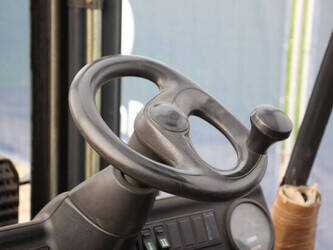 2005-linde-e30-03-600-1396951-44471314