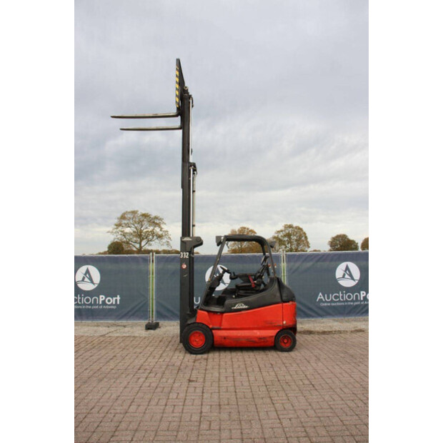 2005 Linde E30/03/600-44471319