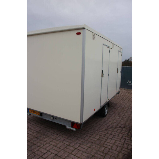 2013 أخرى VOGN-44471407