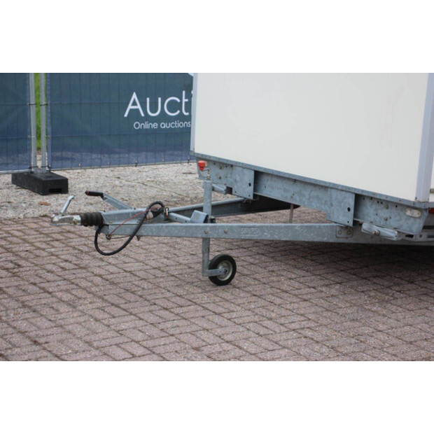 2013 أخرى VOGN-44471411