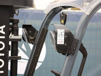 2016-toyota-8fbe15t-1396957-44471485