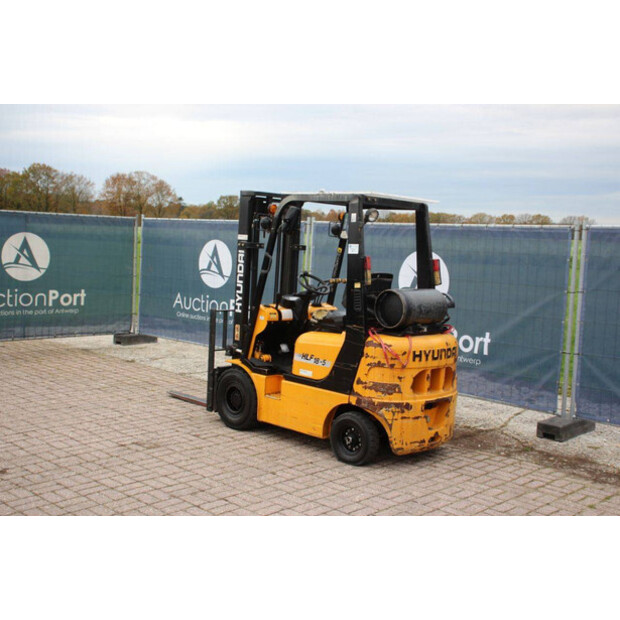 Hyundai HLF18-5-44471544