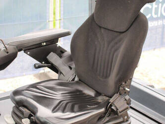 toyota-16-1396960-44471594