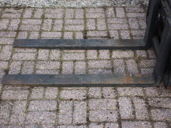 2011-nissan-p1p1a15d-1396962-44471644