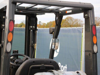 2011-nissan-p1p1a15d-1396962-44471649